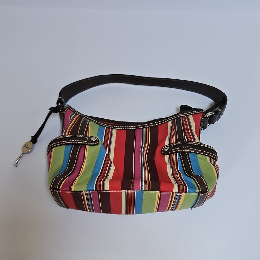 Fossil Shoulder Bag in Classic Black with Sleek Design